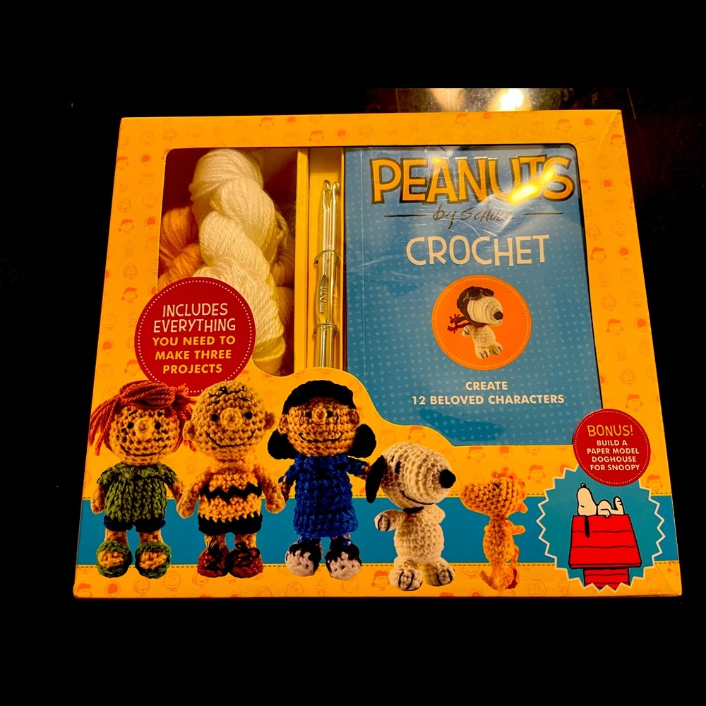 Peanuts characters crochet kit